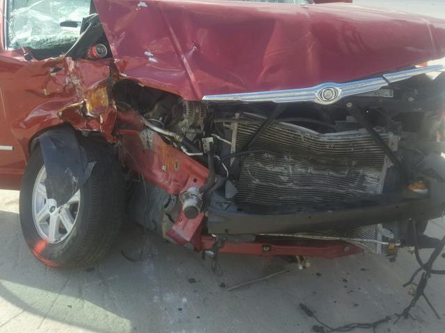 2A4RR5D14AR110631 - 2010 CHRYSLER TOWN & COU MAROON photo 9