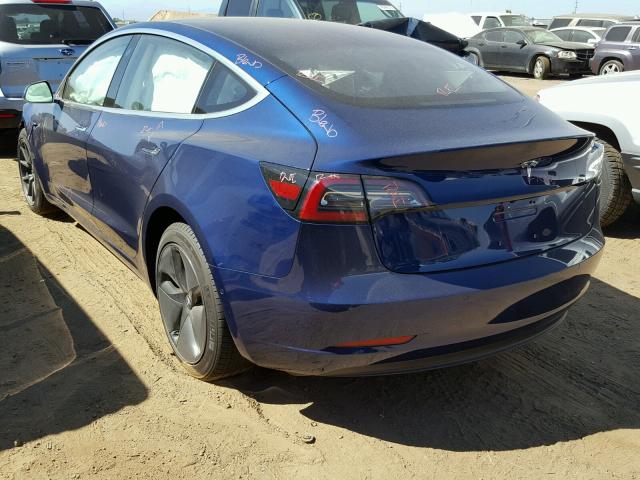 5YJ3E1EA1JF035042 - 2018 TESLA MODEL 3 ლურჯი ფოტო 3