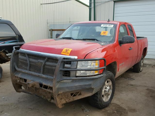 1GC2KXCG2BZ301145 - 2011 CHEVROLET SILVERADO RED photo 2