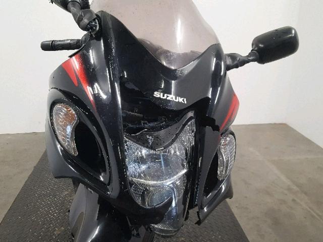 JS1GX72A8B2102298 - 2011 SUZUKI GSX1300 R BLACK photo 9