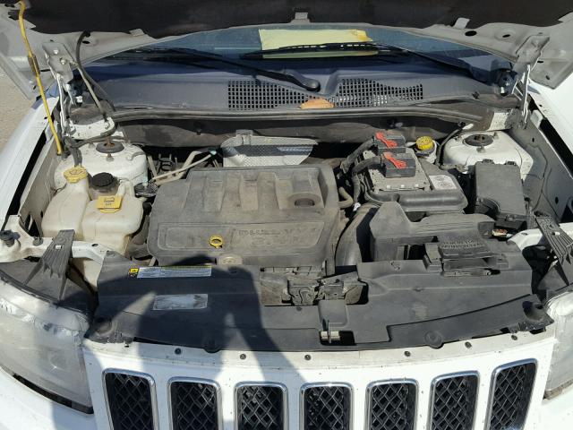 1J4NT1FB2BD240961 - 2011 JEEP COMPASS SP WHITE photo 7