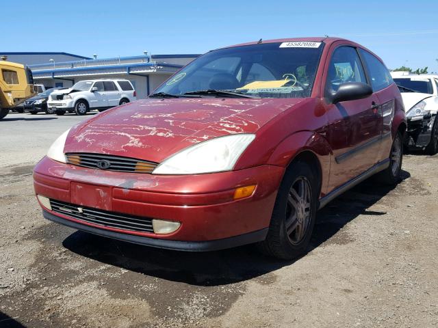 3FAFP313XYR111379 - 2000 FORD FOCUS ZX3 RED photo 2