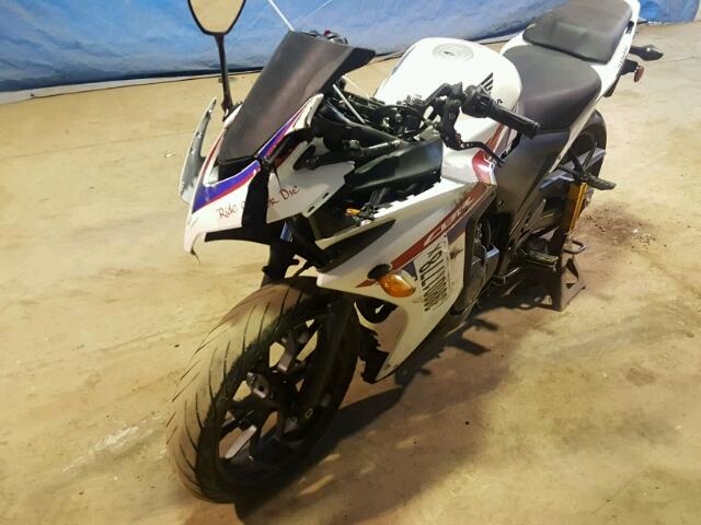 MLHPC441XD5002344 - 2013 HONDA CBR500 R WHITE photo 9