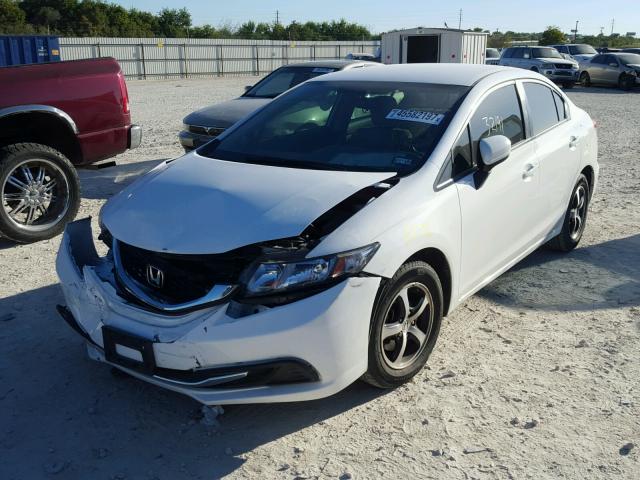 19XFB2F77FE028141 - 2015 HONDA CIVIC SE WHITE photo 2