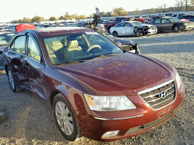 5NPEU46FX9H418871 - 2009 HYUNDAI SONATA BURGUNDY photo 1