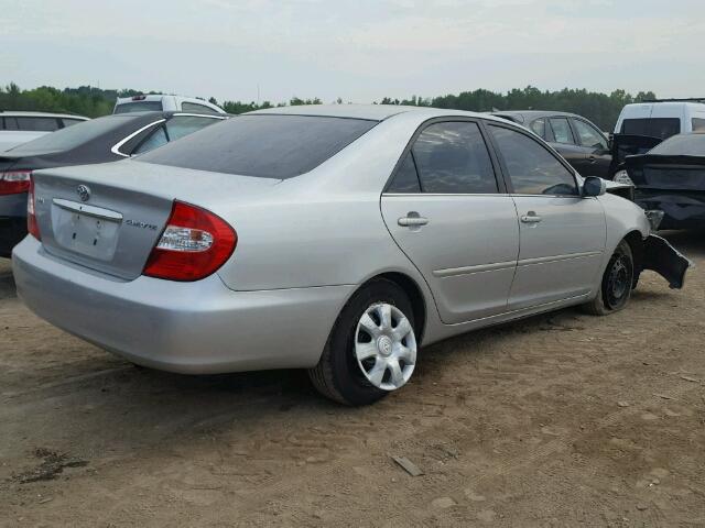 4T1BE32K84U372853 - 2004 TOYOTA CAMRY LE SILVER photo 4