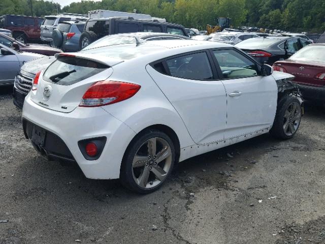 KMHTC6AE6FU233542 - 2015 HYUNDAI VELOSTER T WHITE photo 4