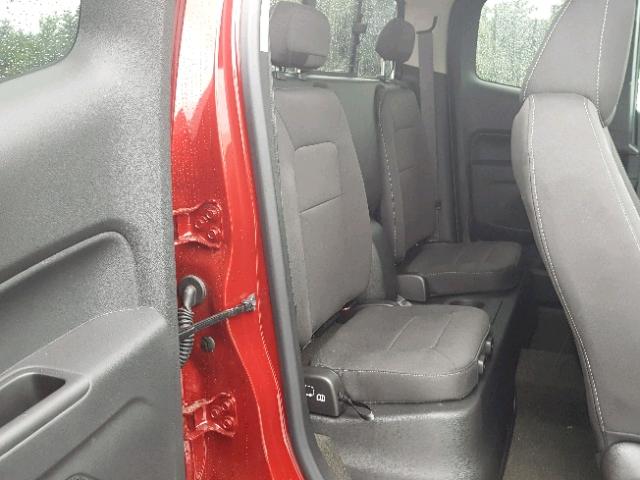 1GCHTCEN5J1138905 - 2018 CHEVROLET COLORADO L RED photo 6