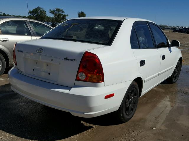 KMHCG45C33U498609 - 2003 HYUNDAI ACCENT WHITE photo 4