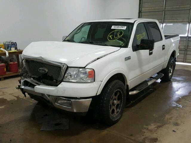 1FTPW14575FA91149 - 2005 FORD F150 WHITE photo 2