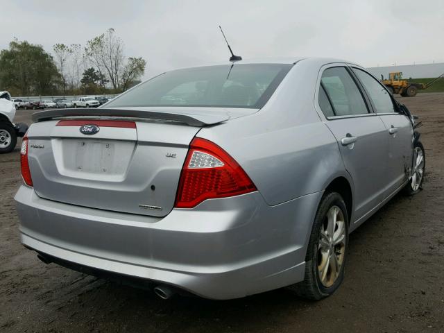 3FAHP0HG6CR217594 - 2012 FORD FUSION SE SILVER photo 4