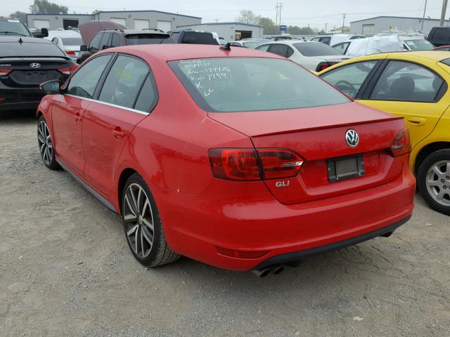 3VW4A7AJ3DM263999 - 2013 VOLKSWAGEN JETTA GLI RED photo 3