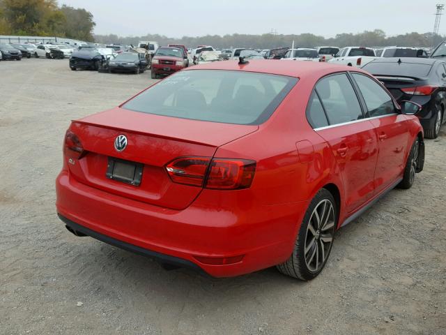 3VW4A7AJ3DM263999 - 2013 VOLKSWAGEN JETTA GLI RED photo 4