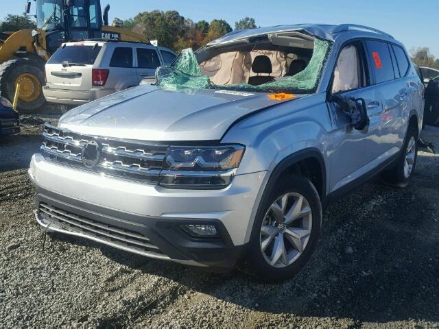 1V2CR2CA9JC517461 - 2018 VOLKSWAGEN ATLAS SE SILVER photo 2