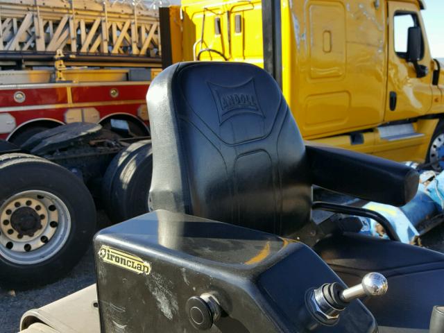 00B40E905K01083 - 1999 OTHR FORKLIFT YELLOW photo 6