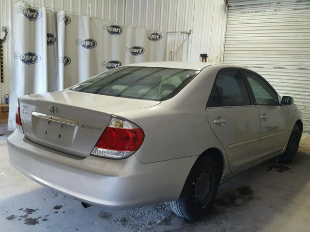 4T1BE32K15U060035 - 2005 TOYOTA CAMRY SILVER photo 4