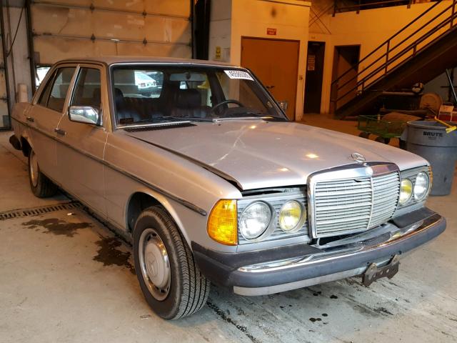 WDBAB23A7DB404307 - 1983 MERCEDES-BENZ 240 D GRAY photo 1