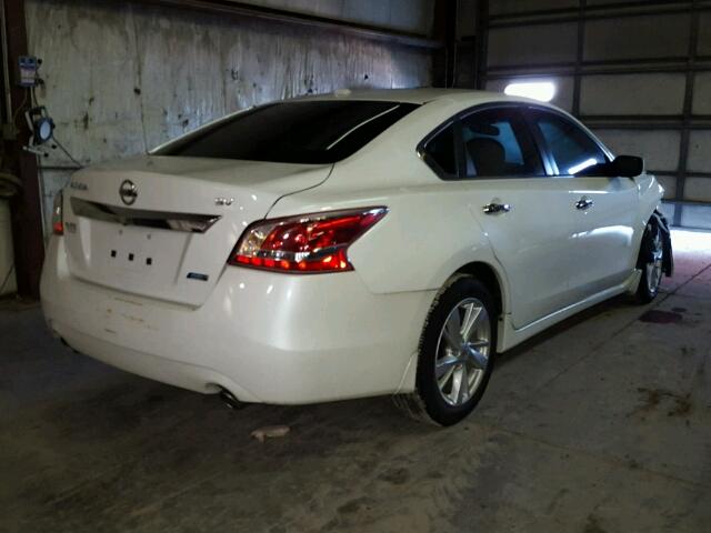 1N4AL3AP7DN409118 - 2013 NISSAN ALTIMA 2.5 WHITE photo 4