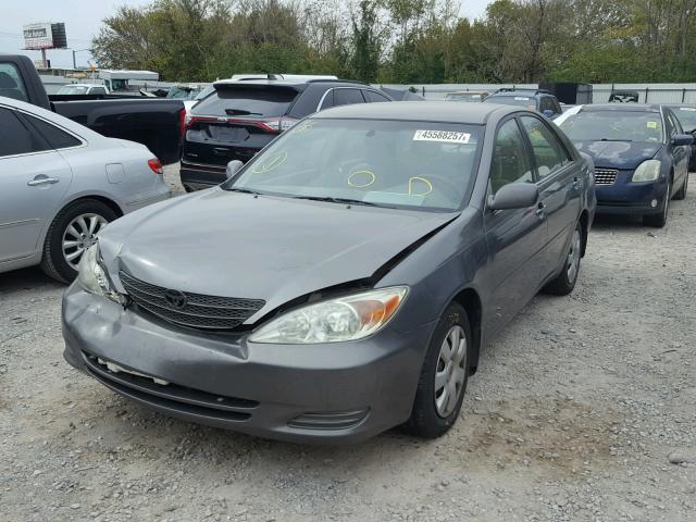 4T1BE32K13U705330 - 2003 TOYOTA CAMRY LE GRAY photo 2