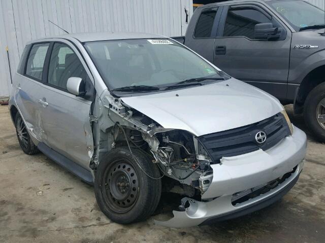 JTKKT624040077825 - 2004 TOYOTA SCION XA SILVER photo 1