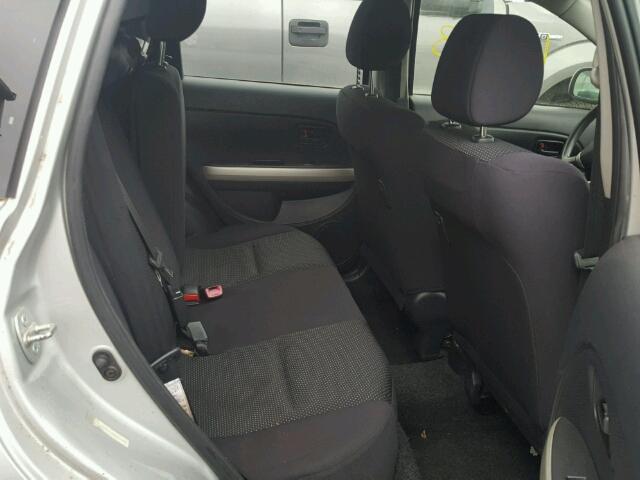 JTKKT624040077825 - 2004 TOYOTA SCION XA SILVER photo 6