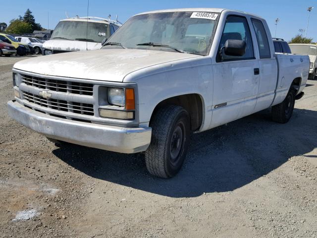 2GCFC29K5R1273700 - 1994 CHEVROLET GMT-400 C2 WHITE photo 2