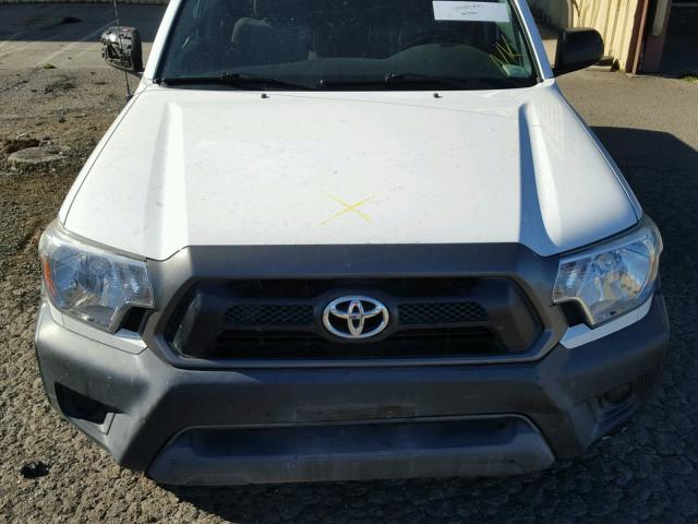 3TMJU4GN3DM152634 - 2013 TOYOTA TACOMA DOU WHITE photo 7