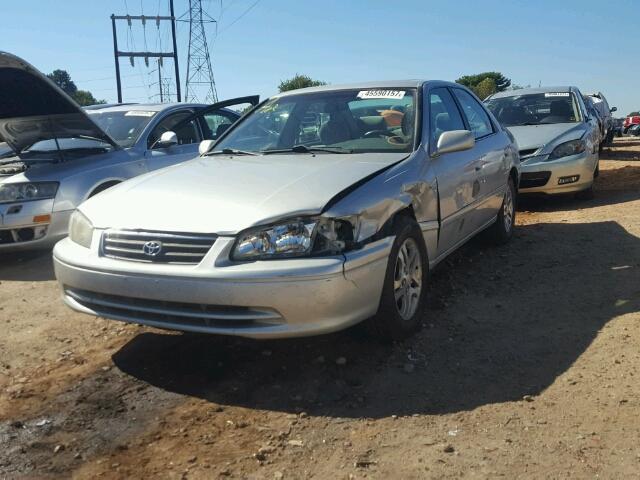 4T1BG22K31U095674 - 2001 TOYOTA CAMRY SILVER photo 2