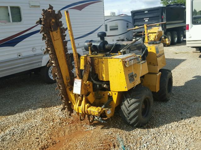 1VRM112L381003380 - 2008 DITW TRENCHER YELLOW photo 2
