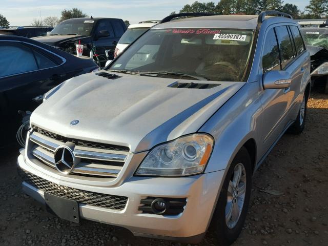 4JGBF71E57A112545 - 2007 MERCEDES-BENZ GL 450 4MA SILVER photo 2