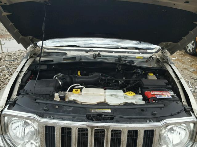 1J4PN5GK7AW161720 - 2010 JEEP LIBERTY LI GOLD photo 7