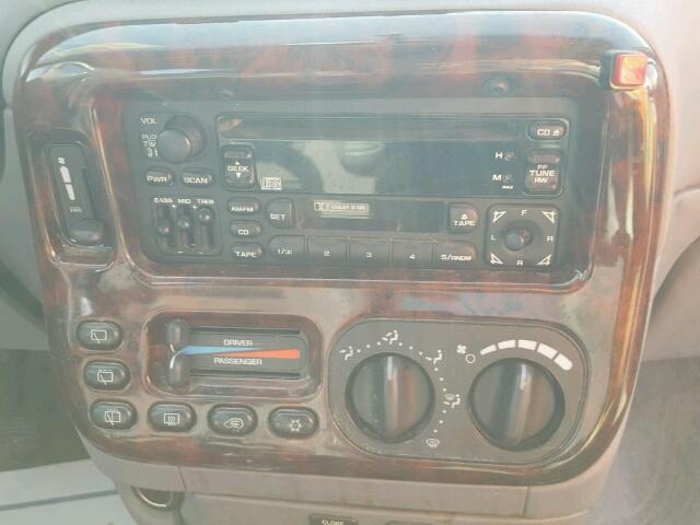 1C4GP44R3YB638687 - 2000 CHRYSLER TOWN & COU 黑色 照片 9