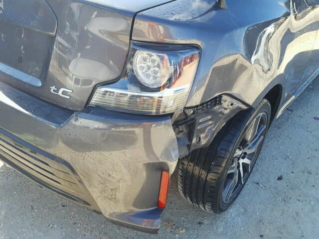 JTKJF5C76FJ006521 - 2015 TOYOTA SCION TC 灰色 照片 9