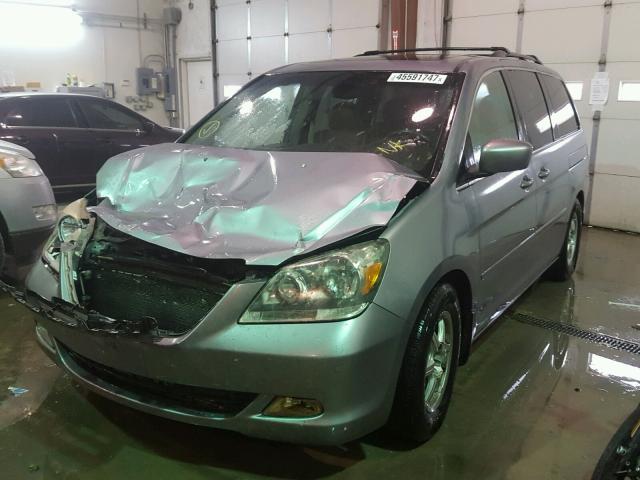 5FNRL38835B067663 - 2005 HONDA ODYSSEY TO SILVER photo 2