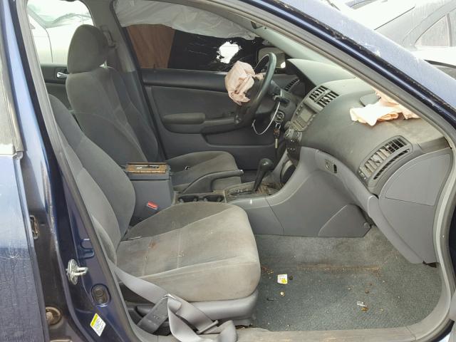 1HGCM56405A143509 - 2005 HONDA ACCORD LX BLUE photo 5