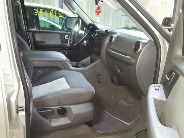 1FMPU16W43LA24014 - 2003 FORD EXPEDITION SILVER photo 5