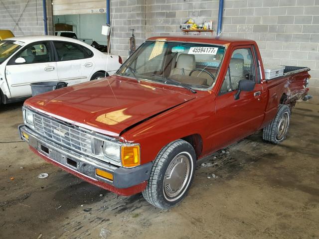 JT4RN50R5G0175875 - 1986 TOYOTA PICKUP 1/2 RED photo 2