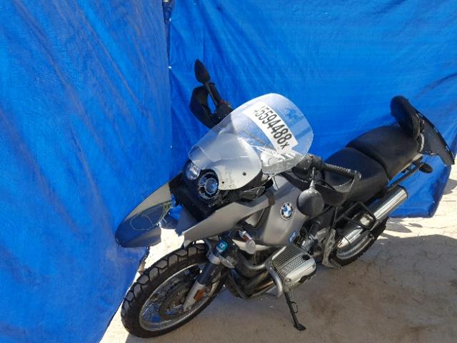 WB10495A24ZL20798 - 2004 BMW R1150 GS GRAY photo 2