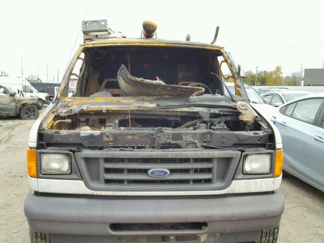 1FTSE34L16HB44280 - 2006 FORD ECONOLINE WHITE photo 9