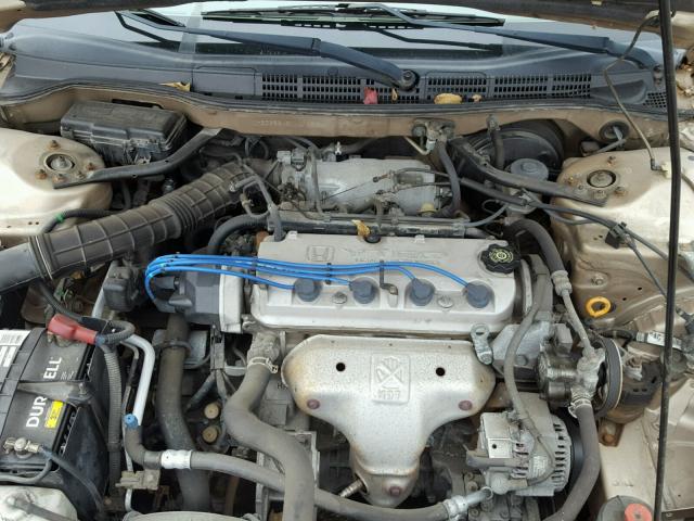 1HGCG56461A010240 - 2001 HONDA ACCORD LX BEIGE photo 7