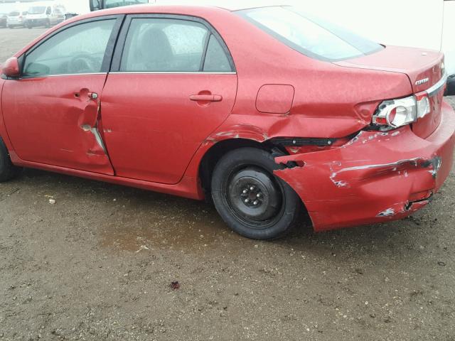 2T1BU4EE4DC025486 - 2013 TOYOTA COROLLA BA RED photo 9