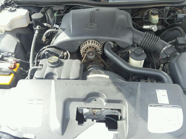 1LNFM82W8WY685675 - 1998 LINCOLN TOWN CAR S WHITE photo 7