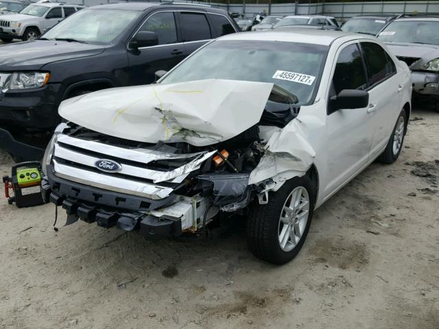 3FAHP0GA7CR215222 - 2012 FORD FUSION WHITE photo 2