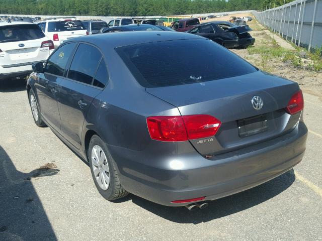 3VW2K7AJ8EM351744 - 2014 VOLKSWAGEN JETTA BASE GRAY photo 3