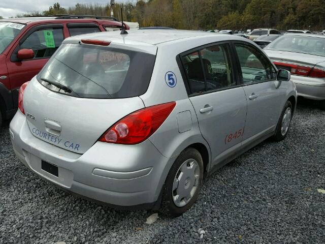 3N1BC13E98L403179 - 2008 NISSAN VERSA S SILVER photo 4