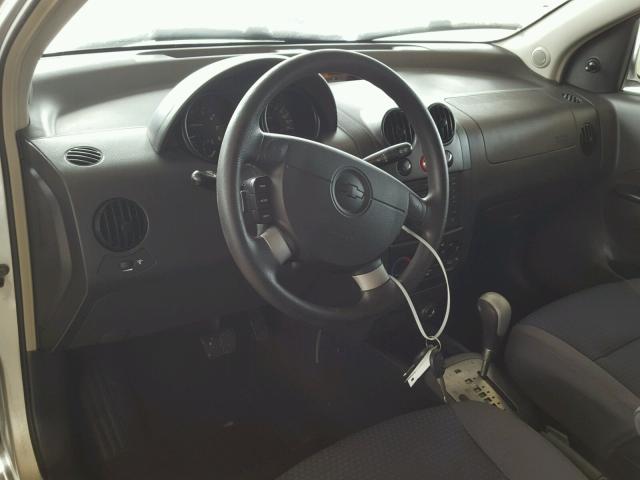 KL1TD66608B085042 - 2008 CHEVROLET AVEO BASE Szary zdjęcie 9