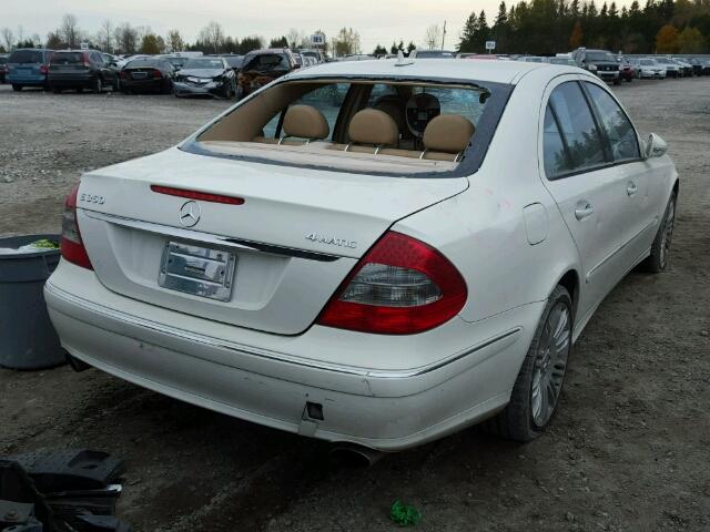 WDBUF87X18B300064 - 2008 MERCEDES-BENZ E 350 4MAT WHITE photo 4