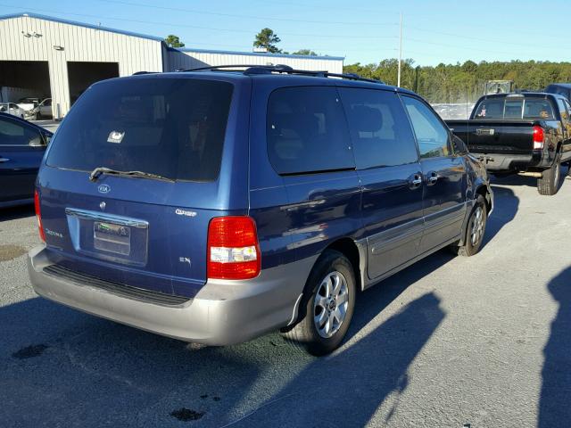 KNDUP132456684250 - 2005 KIA SEDONA BLUE photo 4