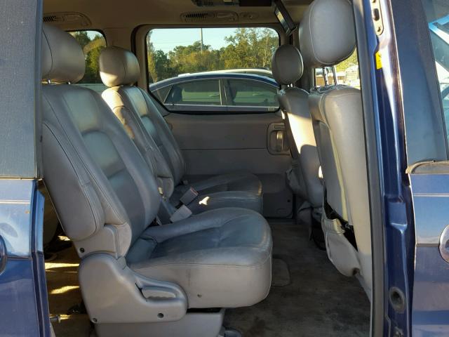 KNDUP132456684250 - 2005 KIA SEDONA BLUE photo 6