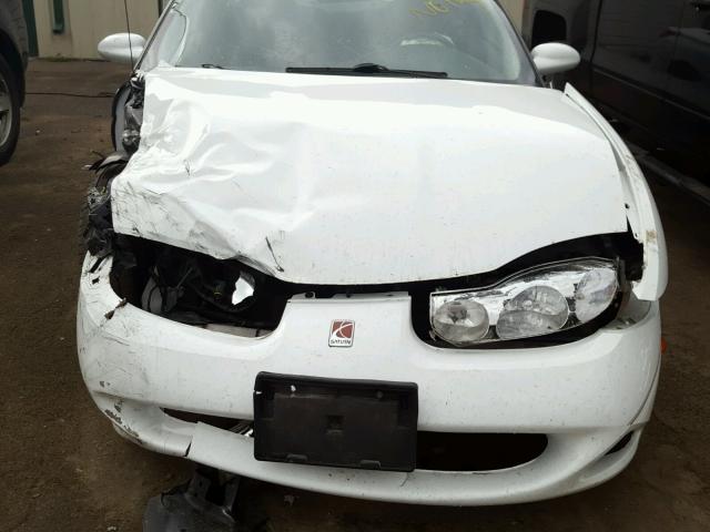 1G8ZY12761Z265996 - 2001 SATURN SC2 WHITE photo 9